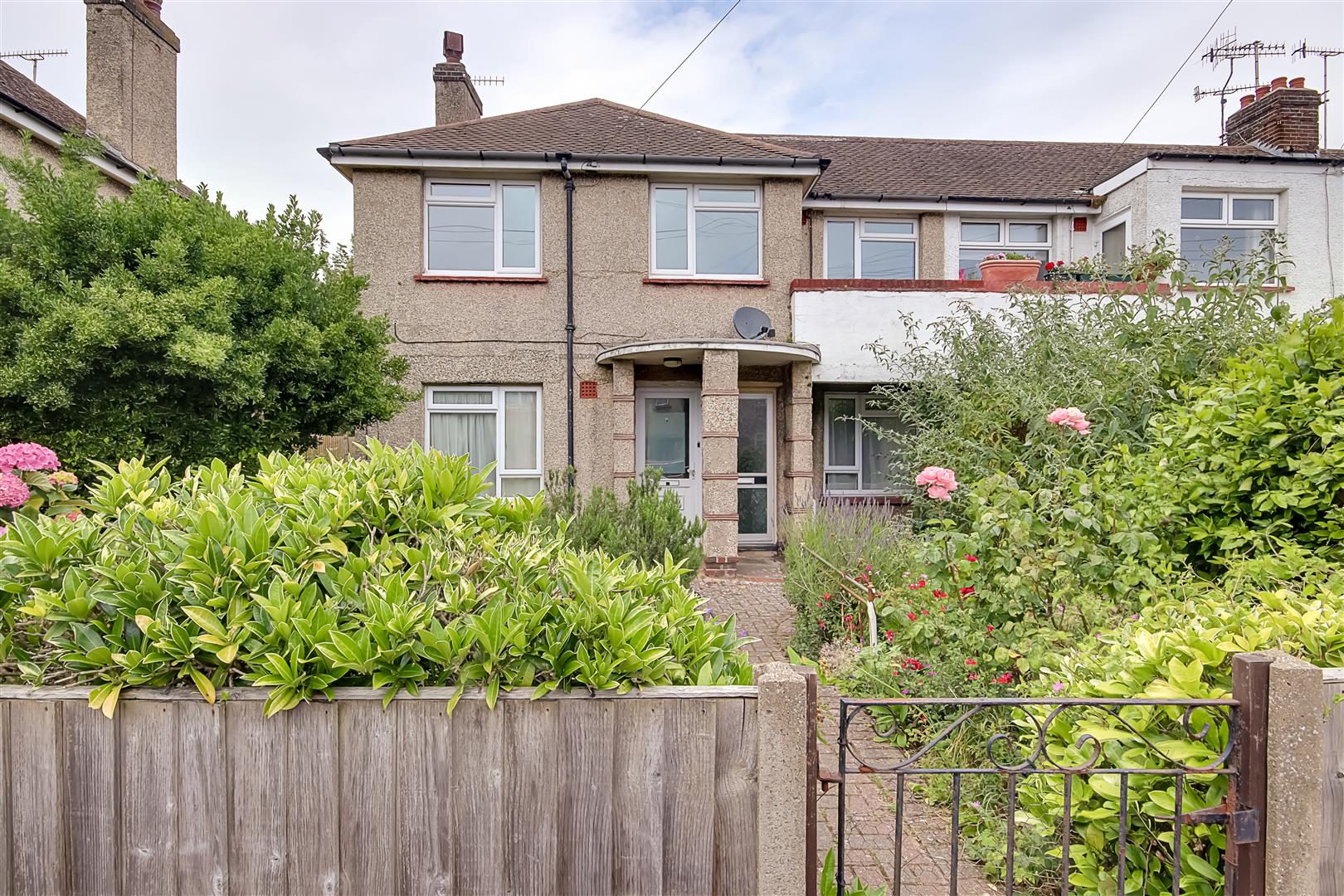 Apartment | Centrecourt Road, Worthing | For Sale